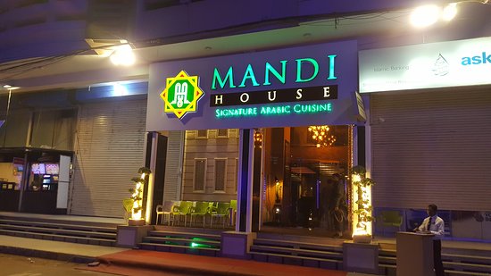 Experience Mandi House: True Arabian Flavors Unveiled